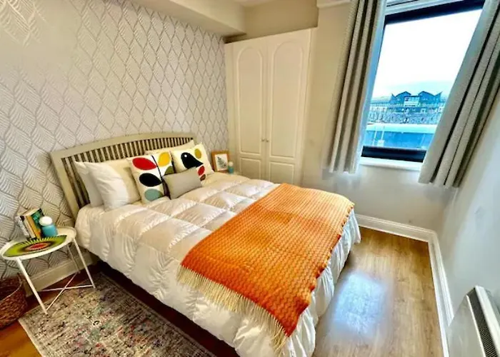 Apartament Centre Dockside - 2 Bed, 2 Bath Galway