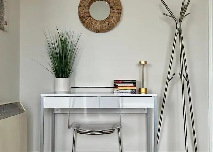 Apartment Centre Dockside - 2 Bed, 2 Bath Galway